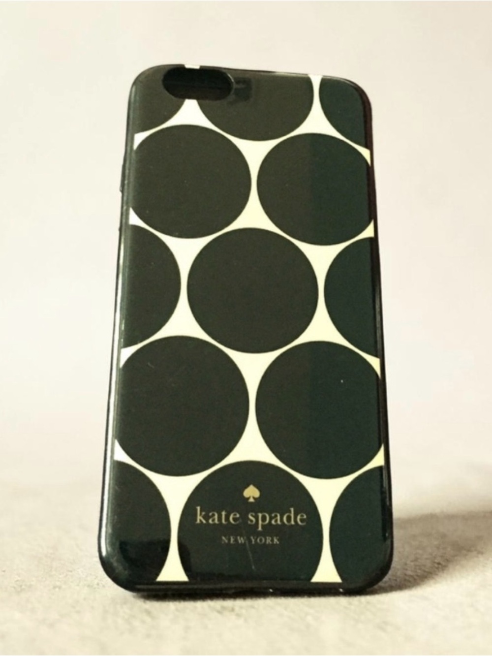 Kate Spade B&W Polka Dot iPhone 6 phone case